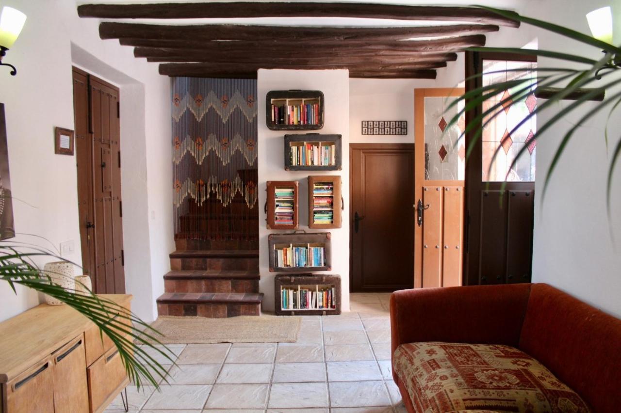 Room In Villa - Beautiful Accommodation At The Heart Of Andalusia Puente Genil Exteriér fotografie